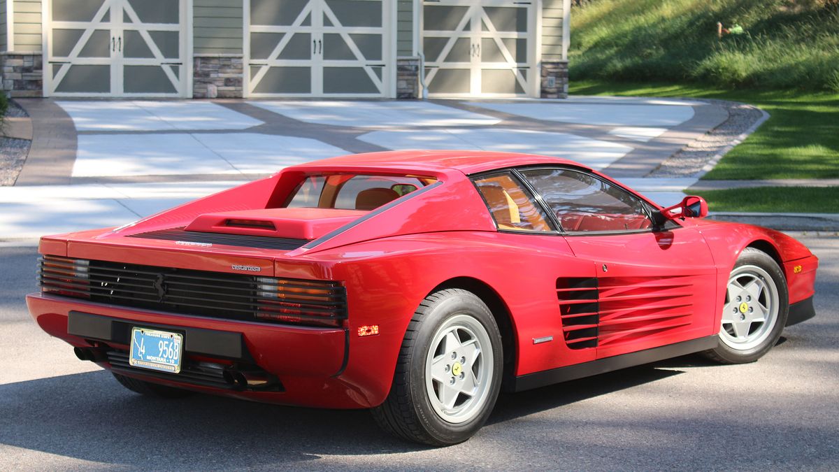 john-phillips-dec-2018-ferrari-testarossa-lead-1543866241.jpg