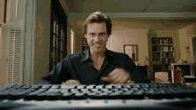 Jim Carey Typing GIFs | Tenor