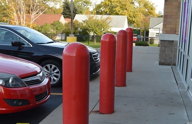 Store-Front-Bollards-e1577069637254.jpg