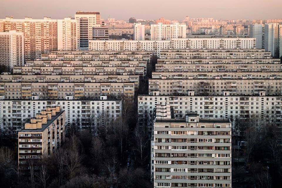 Gotta love Eastern Europe : r/UrbanHell